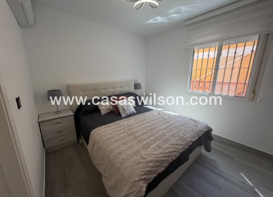Venta - Chalet - Orihuela - Urbanización Entre Naranjos Vistabella 