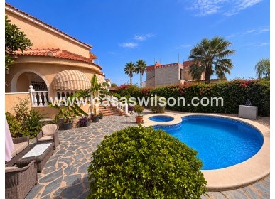 Sale - Villa - Urbanización Ciudad Quesada