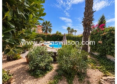 Sale - Villa - Urbanización Ciudad Quesada