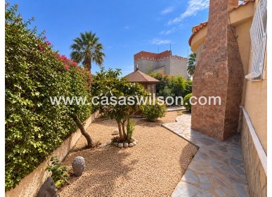 Sale - Villa - Urbanización Ciudad Quesada