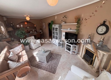 Sale - Villa - Urbanización Ciudad Quesada