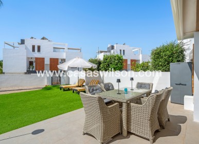 Sale - Villa - Orihuela Costa - Villamartín