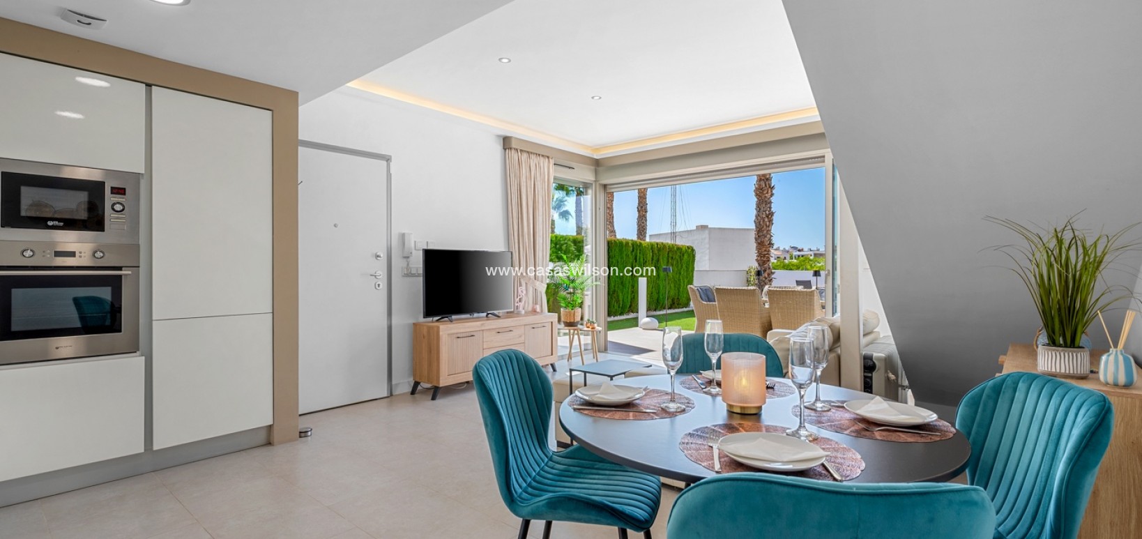 Sale - Villa - Orihuela Costa - Villamartín