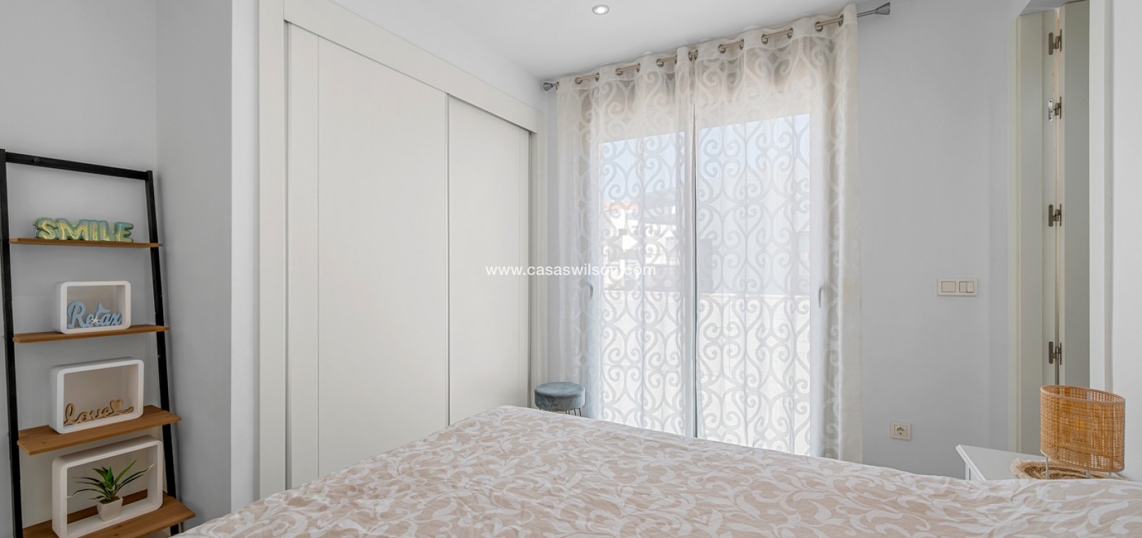 Sale - Villa - Orihuela Costa - Villamartín