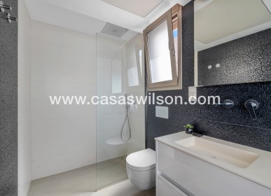 Sale - Villa - Orihuela Costa - Villamartín