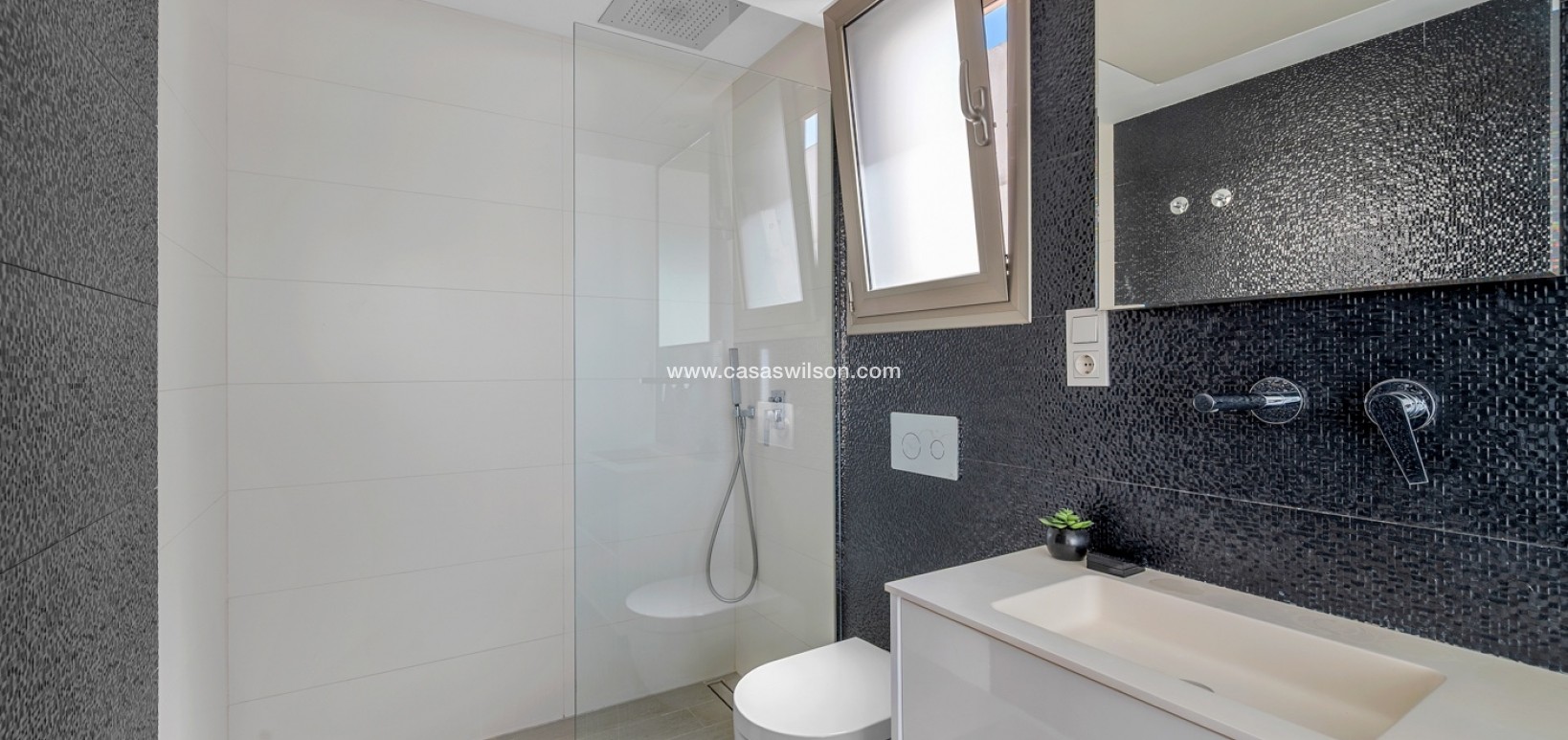 Sale - Villa - Orihuela Costa - Villamartín