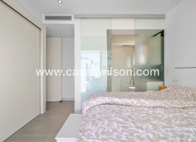 Sale - Villa - Orihuela Costa - Villamartín