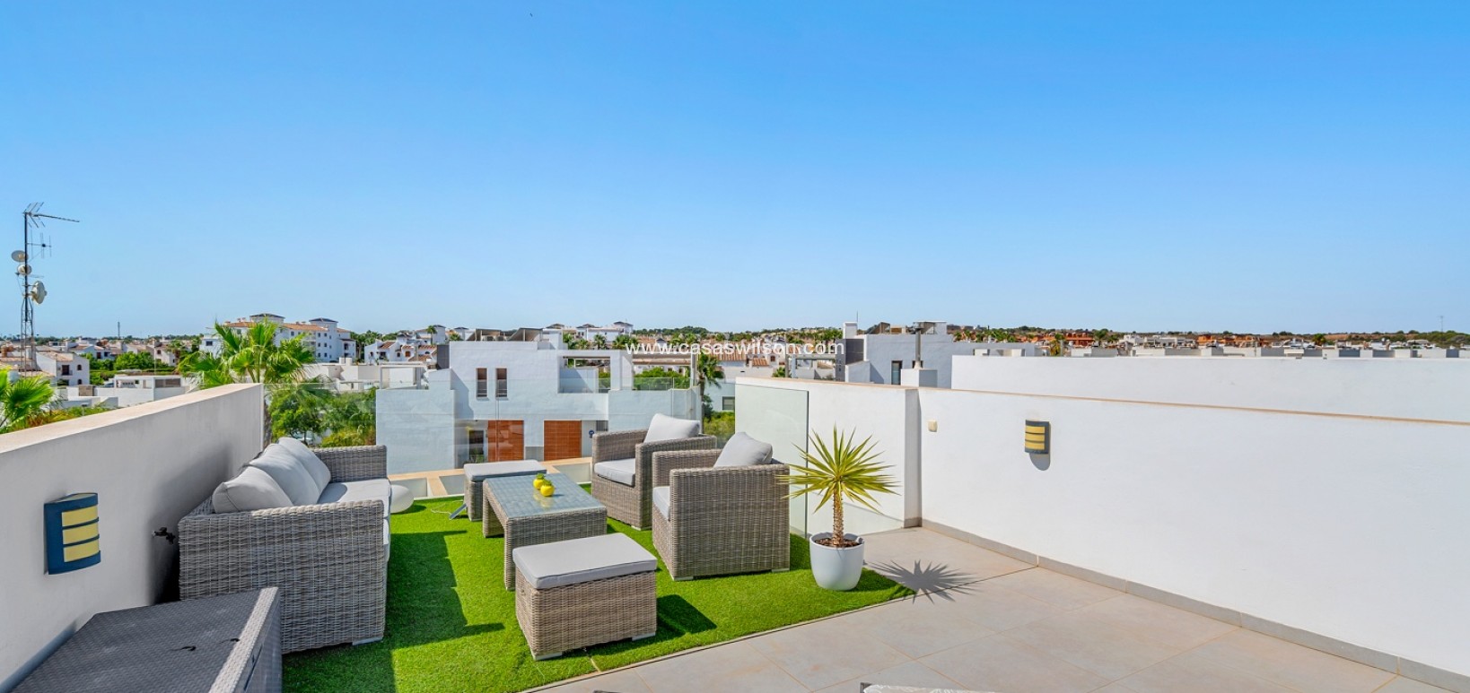 Sale - Villa - Orihuela Costa - Villamartín