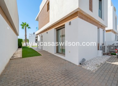 Sale - Villa - Orihuela Costa - Villamartín