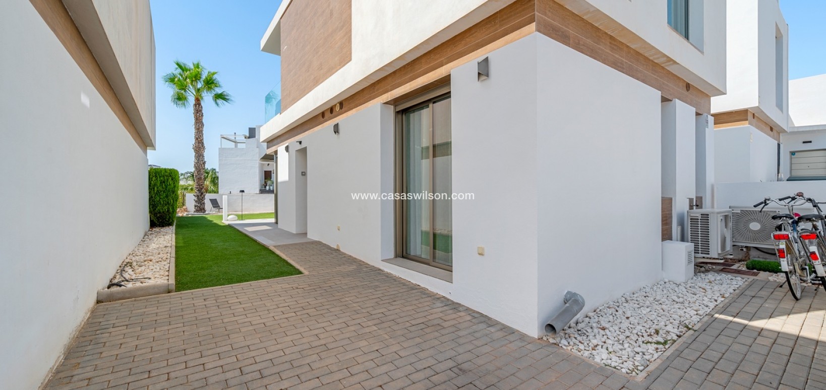 Sale - Villa - Orihuela Costa - Villamartín