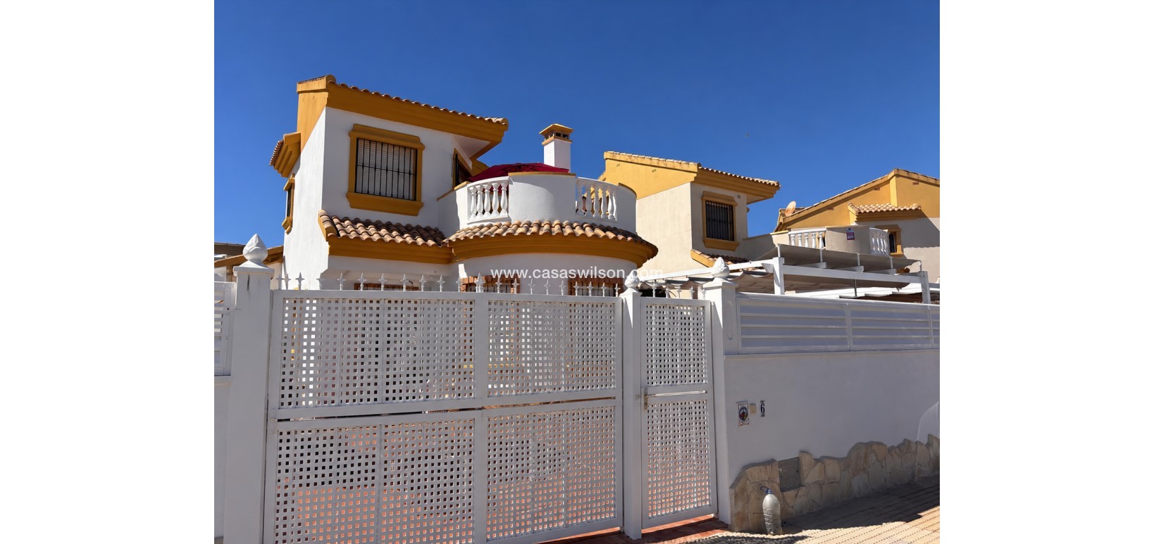 Sale - Villa - El Campo