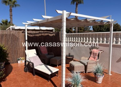 Sale - Villa - El Campo