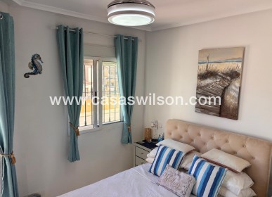 Sale - Villa - El Campo