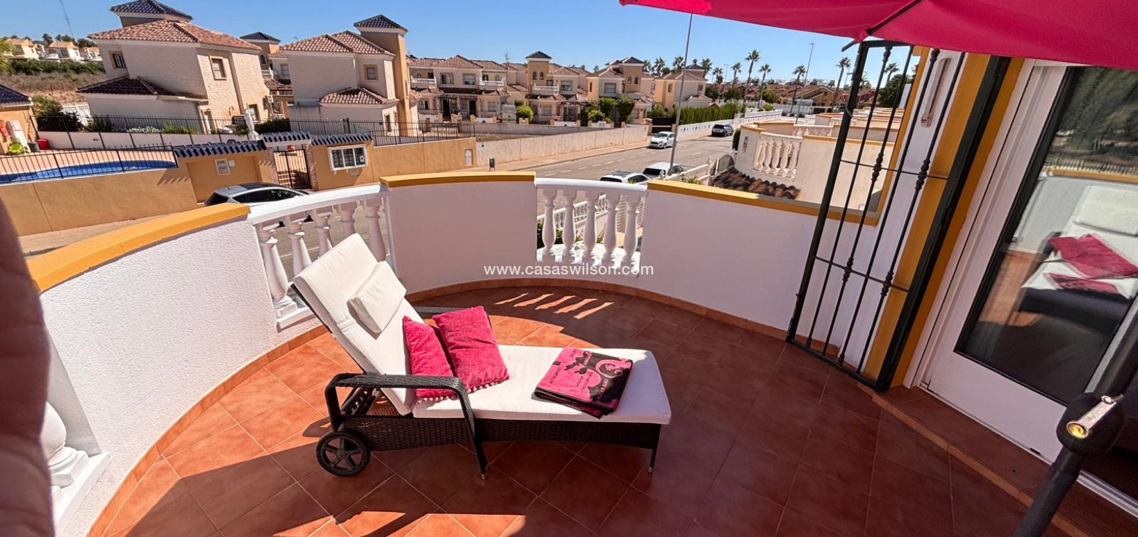 Sale - Villa - El Campo