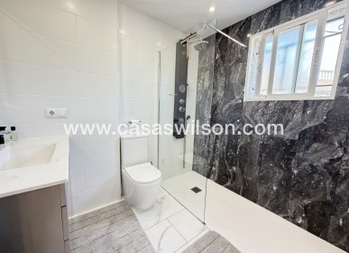 Sale - Villa - Villamartin - Villamartín