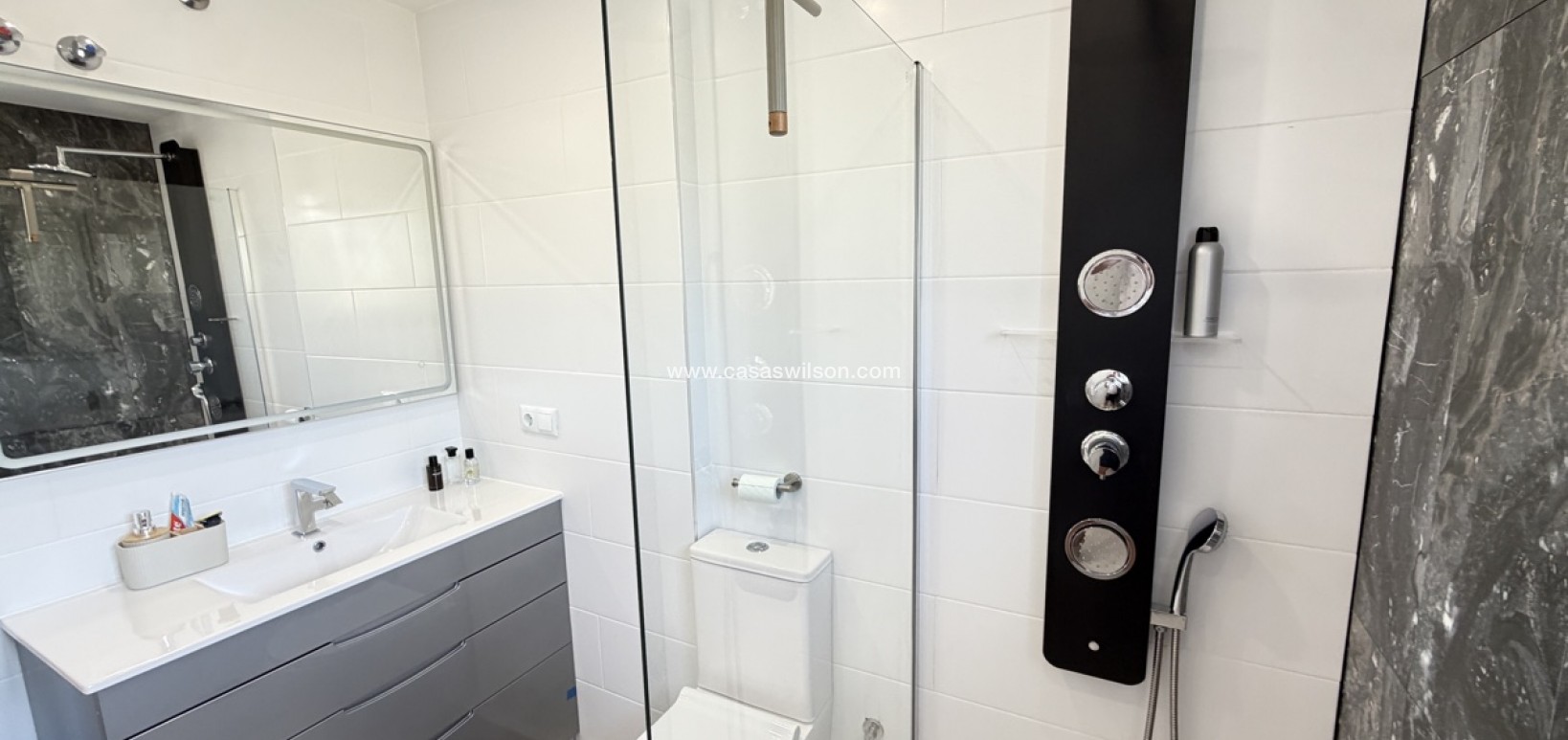 Sale - Villa - Villamartin - Villamartín