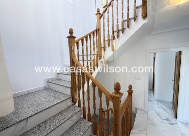 Sale - Villa - Villamartin - Villamartín