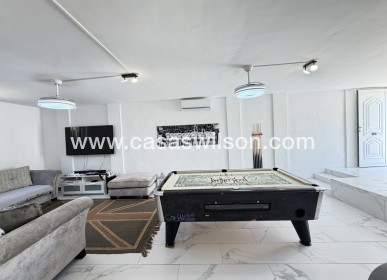 Sale - Villa - Villamartin - Villamartín