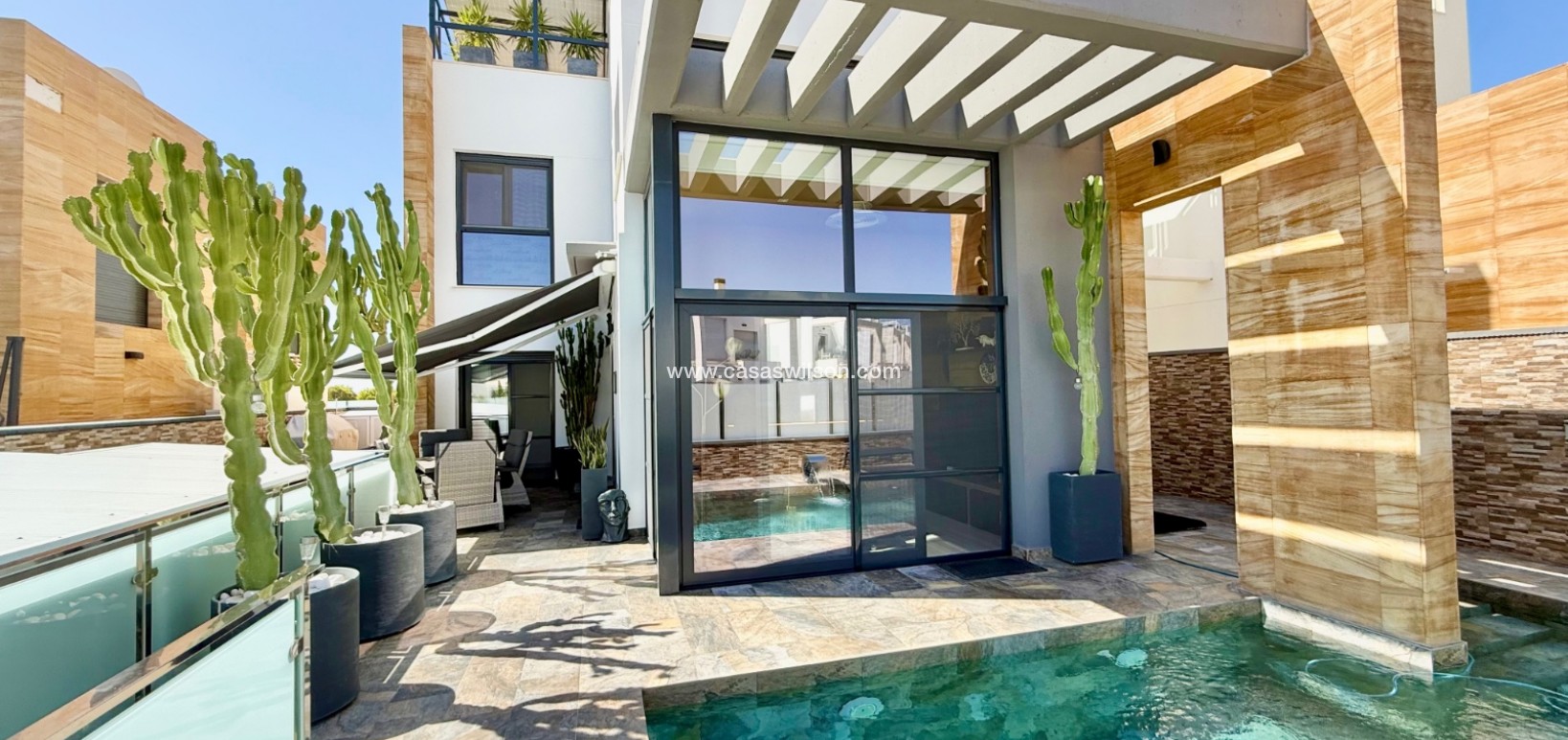 Sale - Villa - Orihuela Costa - 