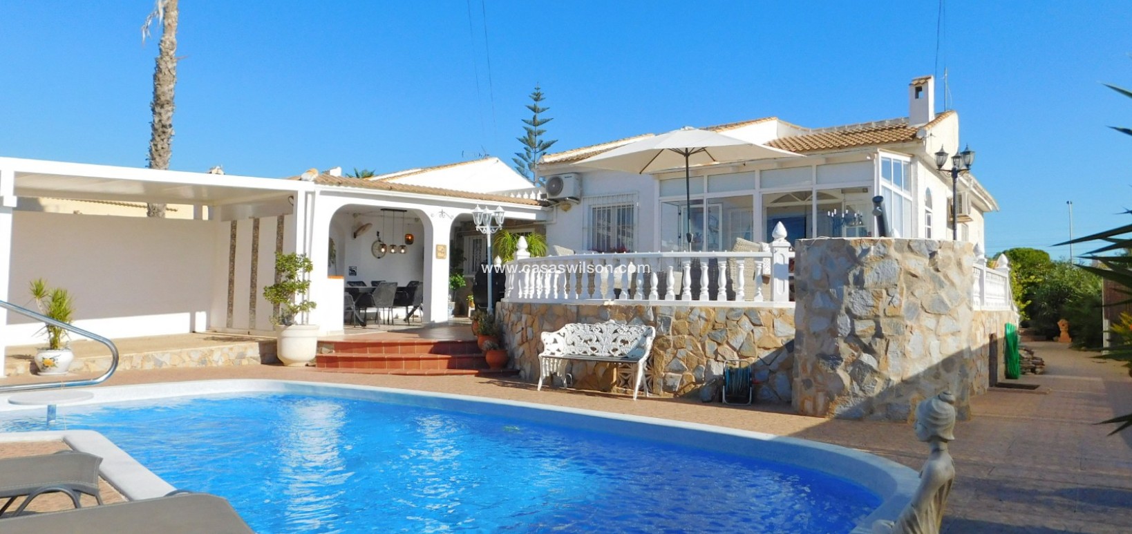 Sale - Villa - Torrevieja - San Luis