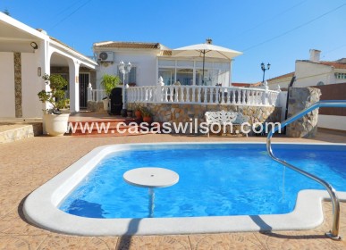 Sale - Villa - Torrevieja - San Luis