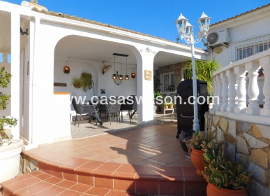 Sale - Villa - Torrevieja - San Luis