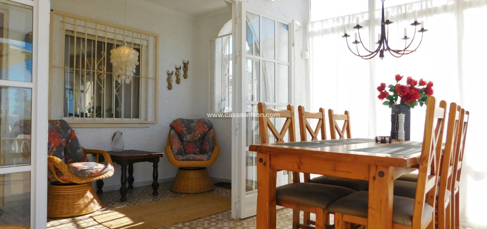 Sale - Villa - Torrevieja - San Luis
