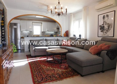 Sale - Villa - Torrevieja - San Luis