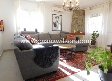 Sale - Villa - Torrevieja - San Luis