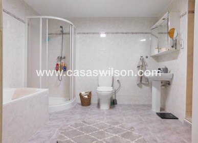 Sale - Villa - Torrevieja - San Luis