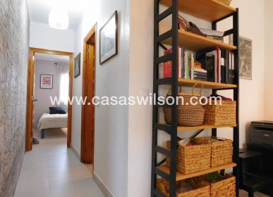 Sale - Villa - Torrevieja - San Luis