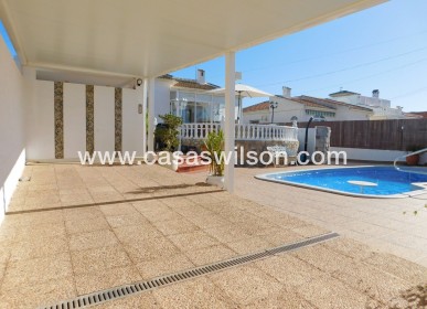Sale - Villa - Torrevieja - San Luis