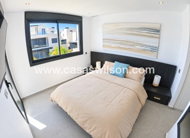 Sale - Villa - Algorfa - La Finca Golf