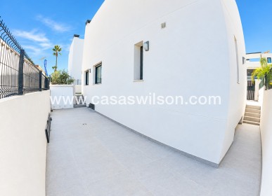 Sale - Villa - Algorfa - La Finca Golf