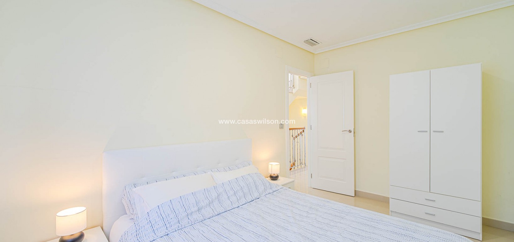 Sale - Villa - Alicante - El Campello