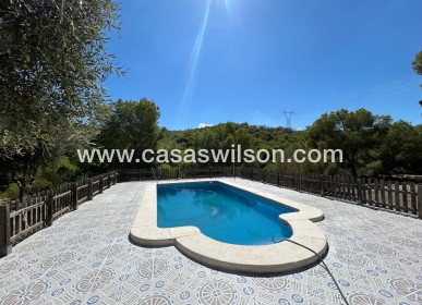 Sale - Country Property - 