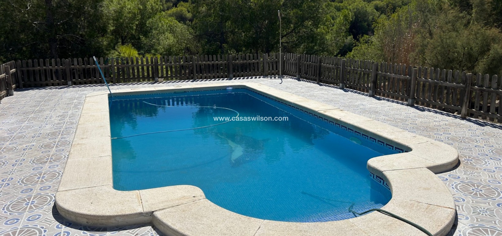 Sale - Country Property - 