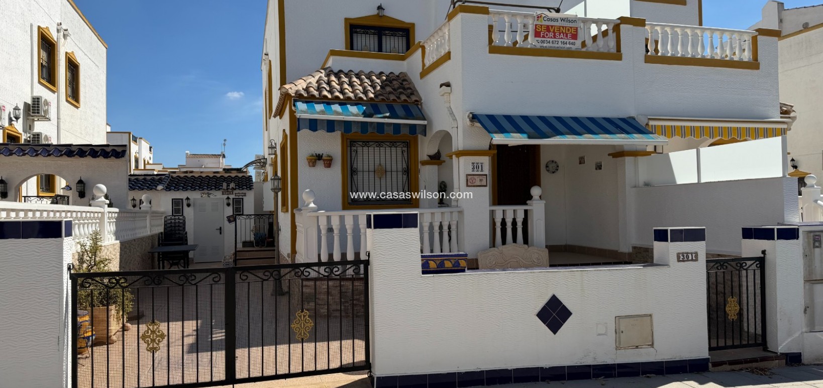 Sale - Townhouse - Orihuela - Entre Naranjos - Vistabella