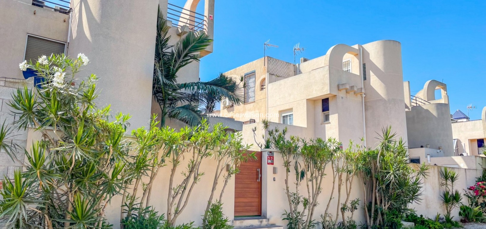 Sale - Townhouse - Torrevieja - La Siesta - El Salado -  Torreta
