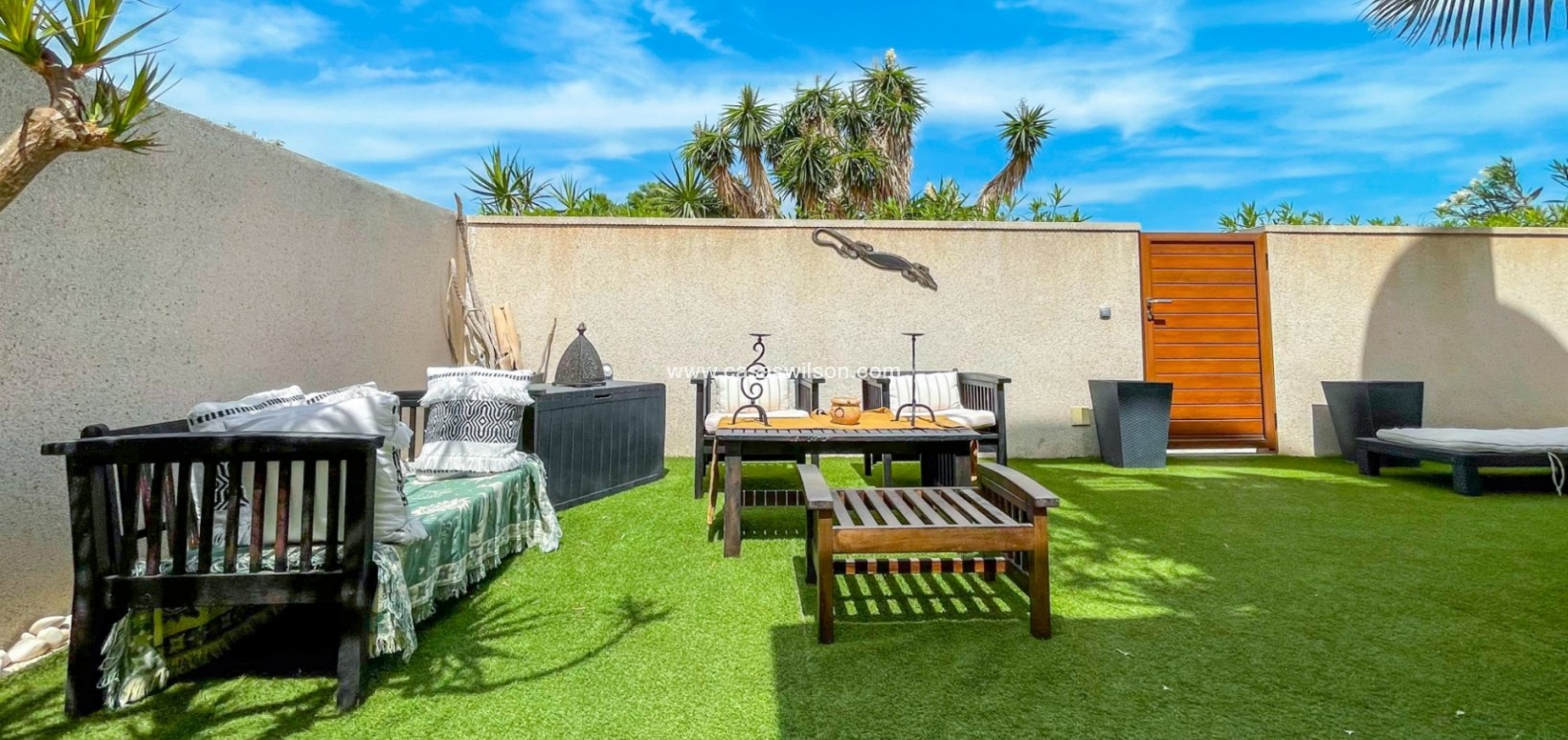 Sale - Townhouse - Torrevieja - La Siesta - El Salado -  Torreta