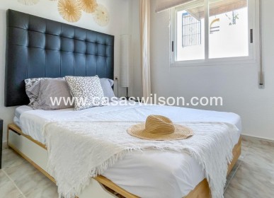 Sale - Townhouse - Torrevieja - La Siesta - El Salado -  Torreta