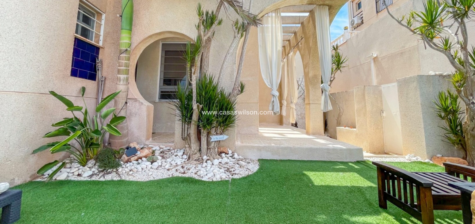 Sale - Townhouse - Torrevieja - La Siesta - El Salado -  Torreta
