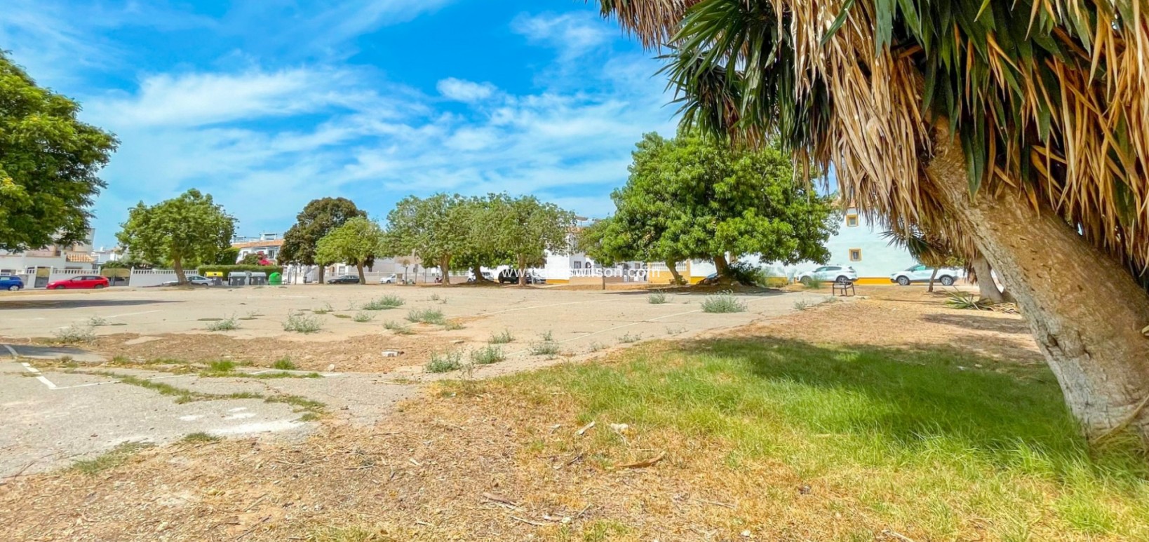 Sale - Townhouse - Torrevieja - La Siesta - El Salado -  Torreta