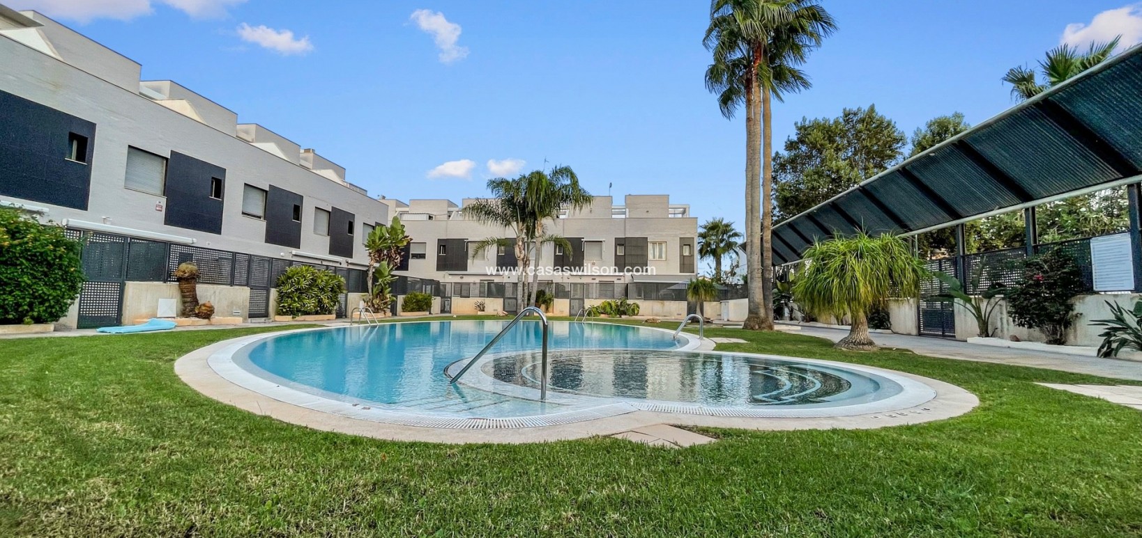 Sale - Townhouse - Pilar de la Horadada - El Mojón