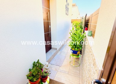 Sale - Villa - Los Montesinos - La Herada
