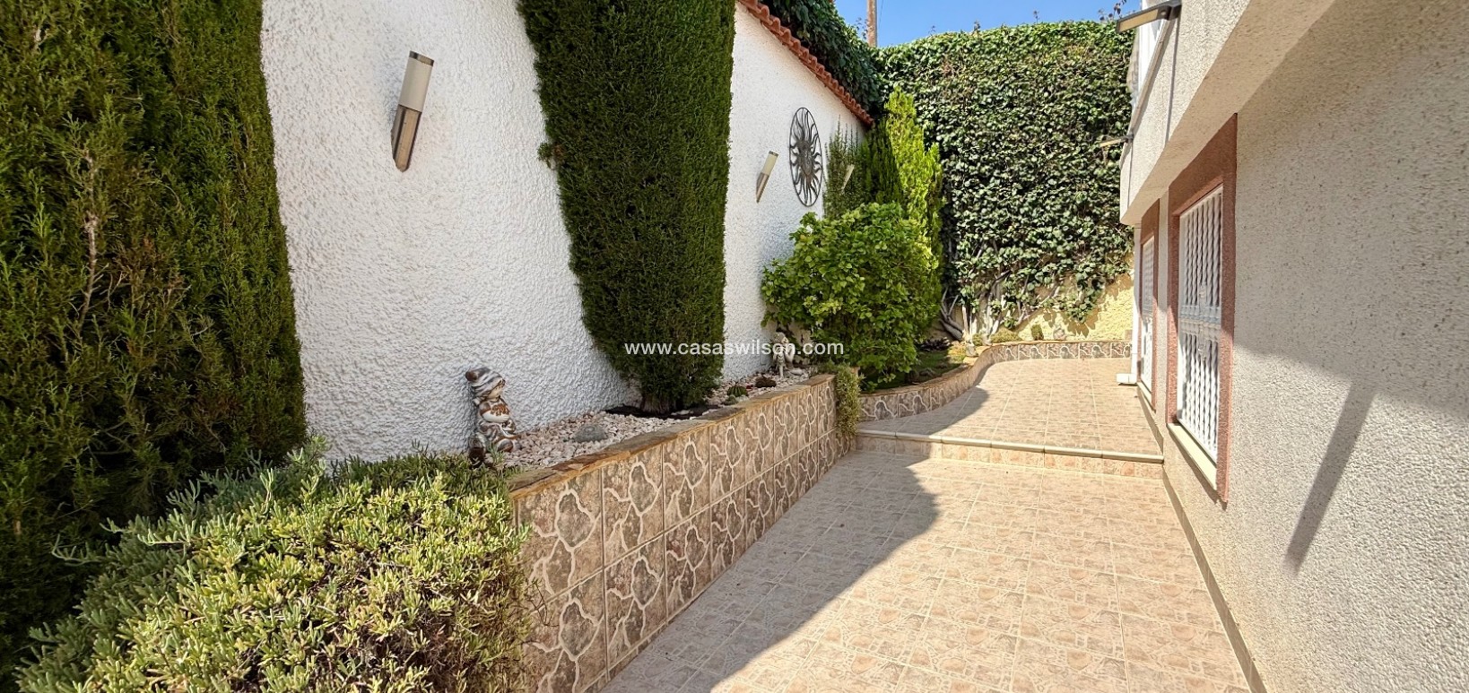 Sale - Villa - Ciudad Quesada - Rojales