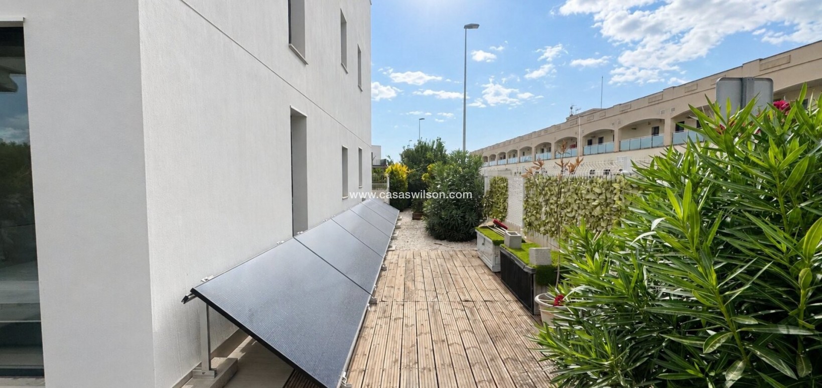 Sale - Apartment - Orihuela Costa - Punta Prima