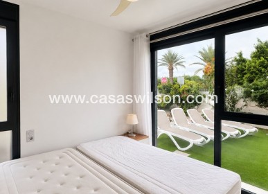 Sale - Apartment - Orihuela Costa - Punta Prima