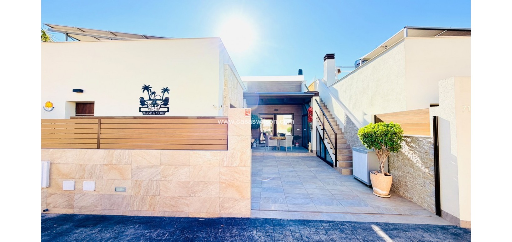 Venta - Chalet - Los Montesinos