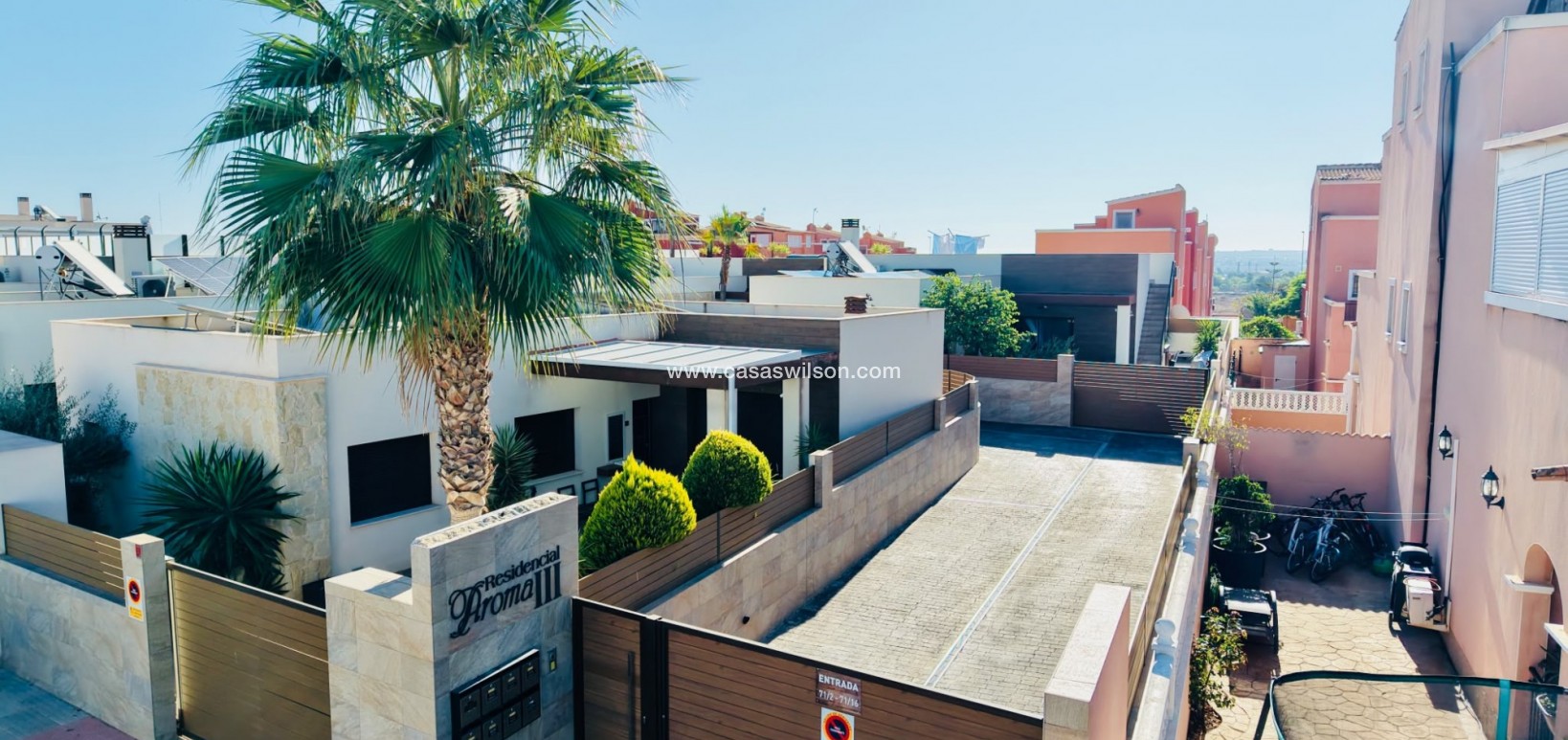 Venta - Chalet - Los Montesinos